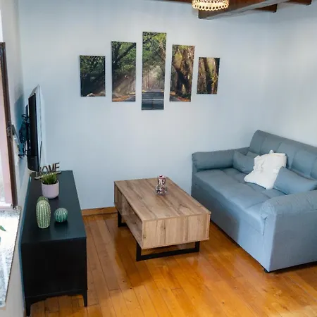 Casa Abuela Toni Holiday home Oviedo