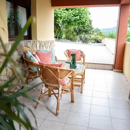 Casa Abuela Toni Holiday home Oviedo